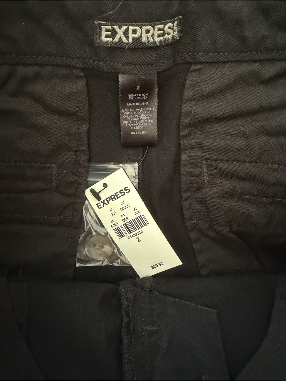 NWT Express Black Women's Low Rise Shorts - Picture 3 of 3